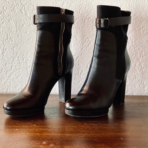 Lanvin Black Leather Heeled Ankle Boots - Picture 2 of 3